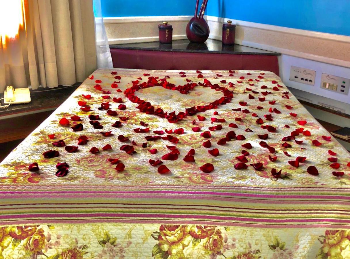 Hotel Comendador Трес Риус Екстериор снимка