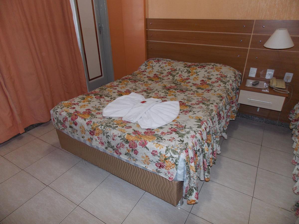 Hotel Comendador Трес Риус Екстериор снимка