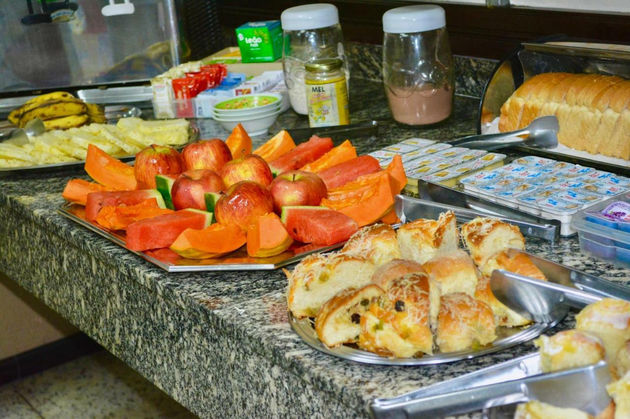 Hotel Comendador Трес Риус Екстериор снимка
